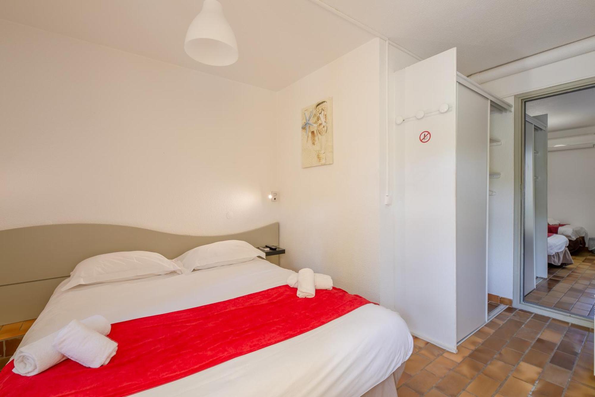 Marina Hotel Club Cogolin Eksteriør bilde